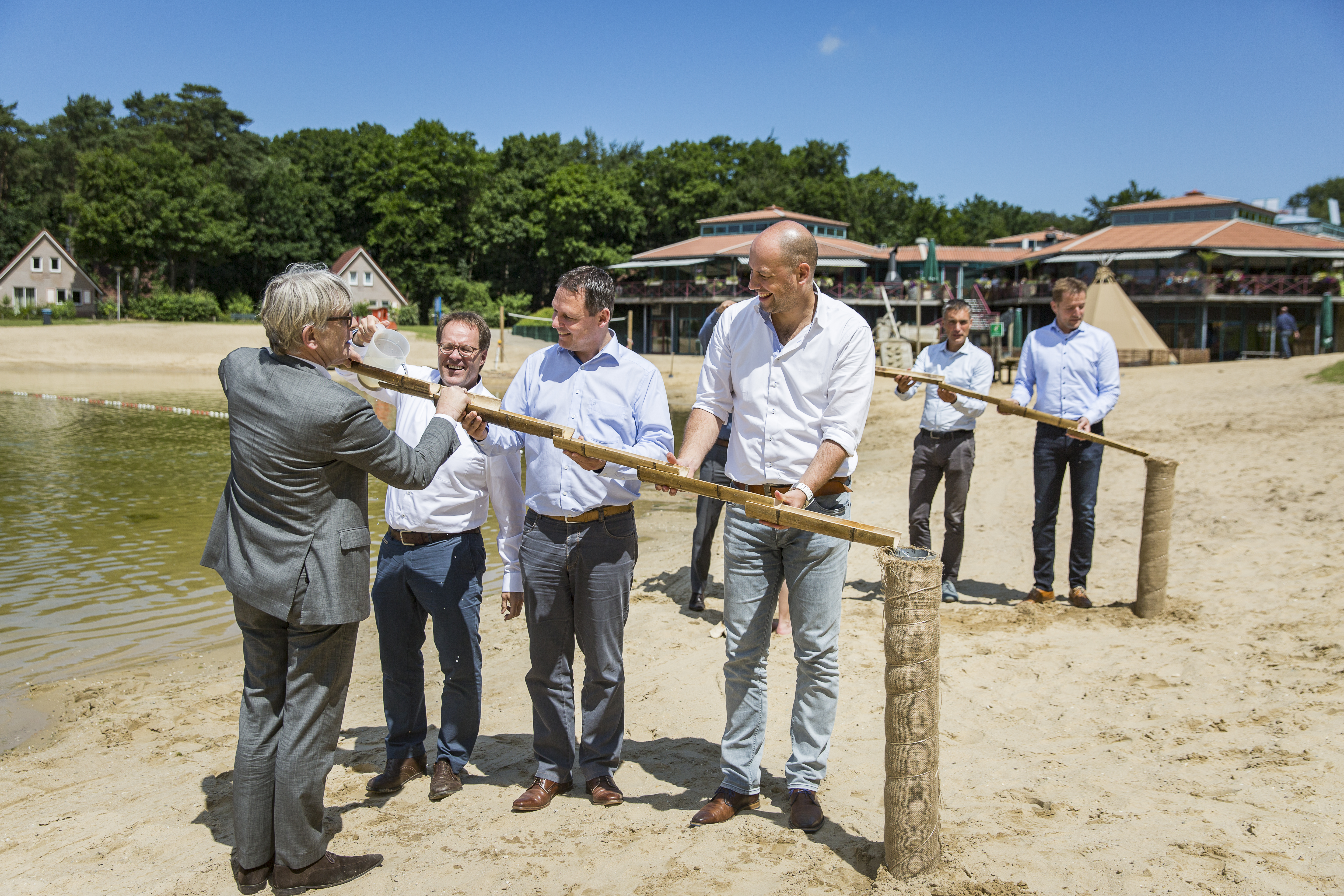 LOO zakelijk teambuilding Business Line